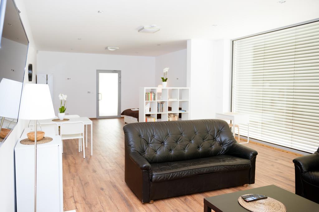 Villa Ladoven Luxusny Apartman 124M2 Martin Exteriör bild
